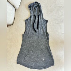 Old Navy Sleeveless Hooded Tank Top in Heather Gray with Black Drawstrings